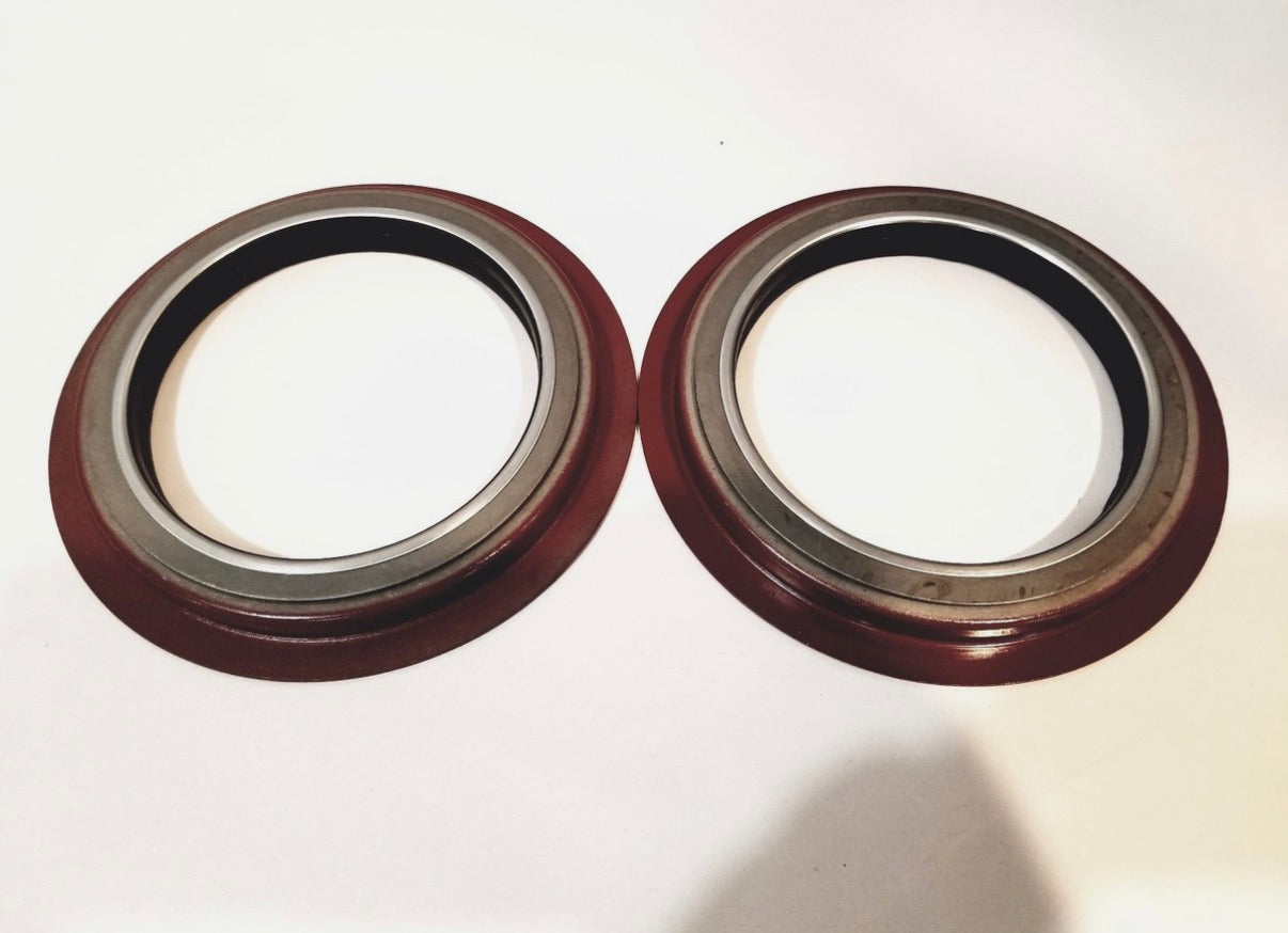 Meritor Hub Seal 2 Piece