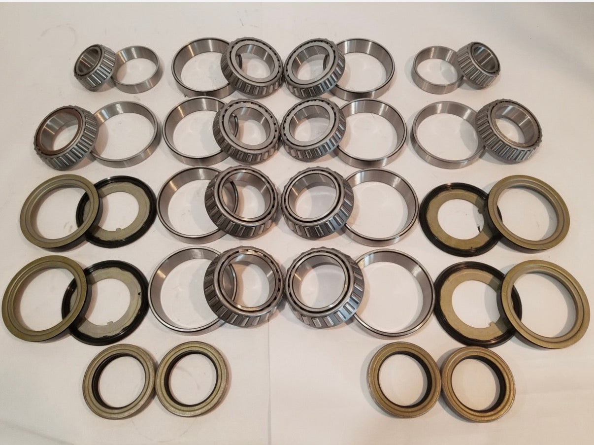 Rockwell 2.5 Ton 2-Axle Hub & Pinion Bearing Kit with Seals